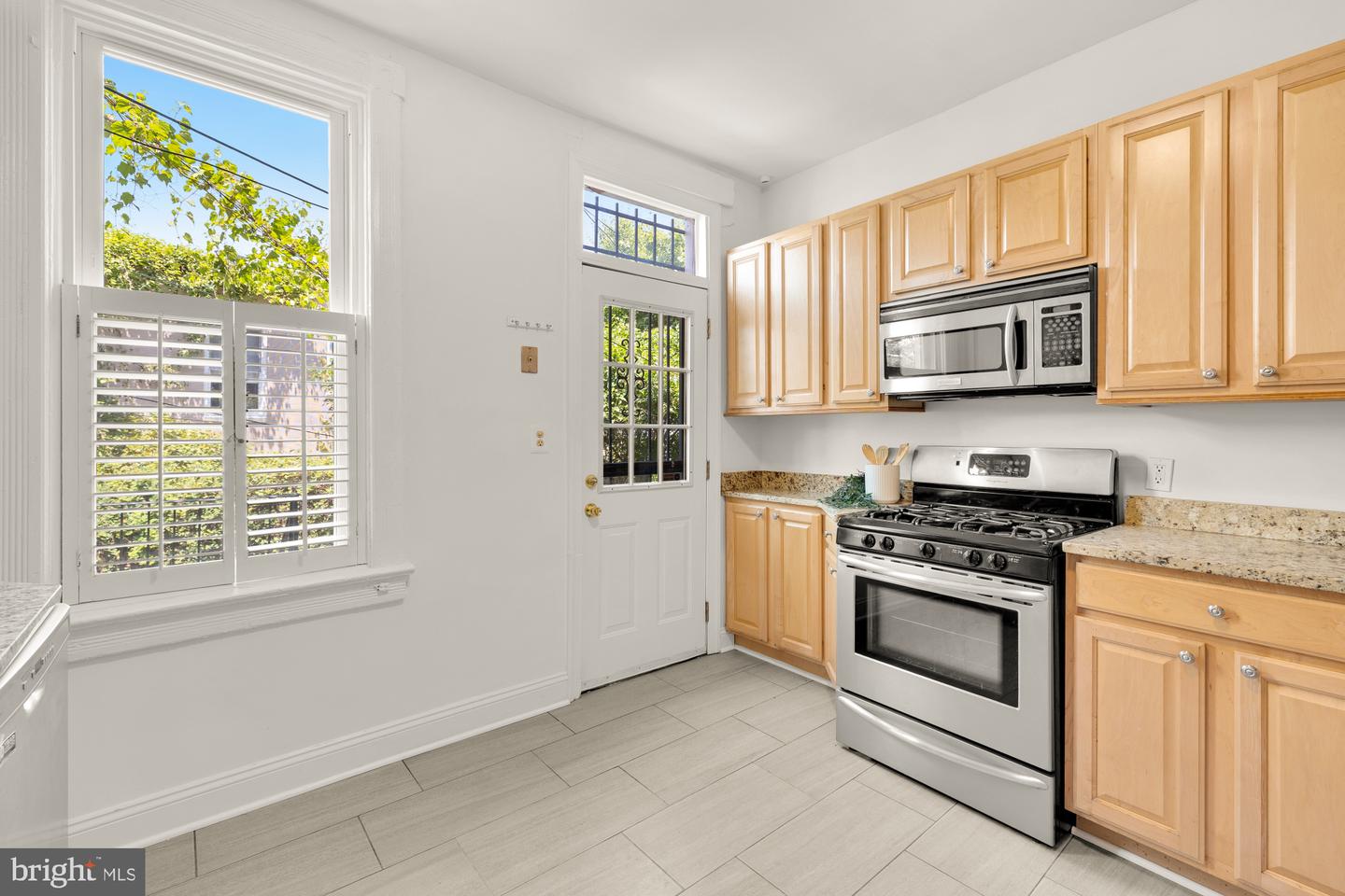 704 F ST NE, WASHINGTON, District Of Columbia 20002, 4 Bedrooms Bedrooms, ,2 BathroomsBathrooms,Residential,For sale,704 F ST NE,DCDC2202020 MLS # DCDC2202020
