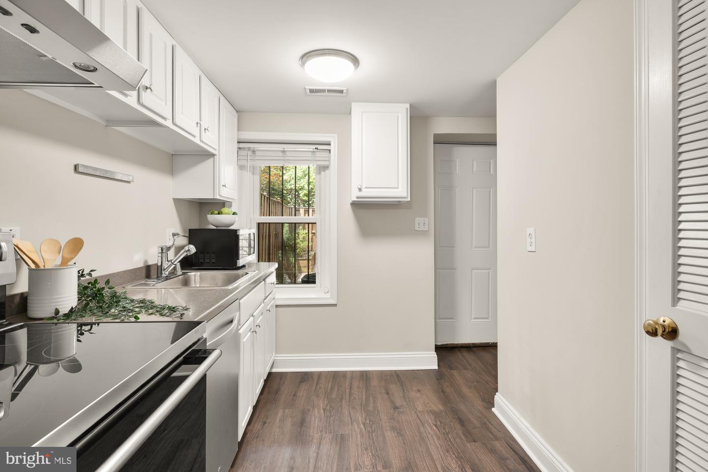 704 F ST NE, WASHINGTON, District Of Columbia 20002, 4 Bedrooms Bedrooms, ,2 BathroomsBathrooms,Residential,For sale,704 F ST NE,DCDC2202020 MLS # DCDC2202020