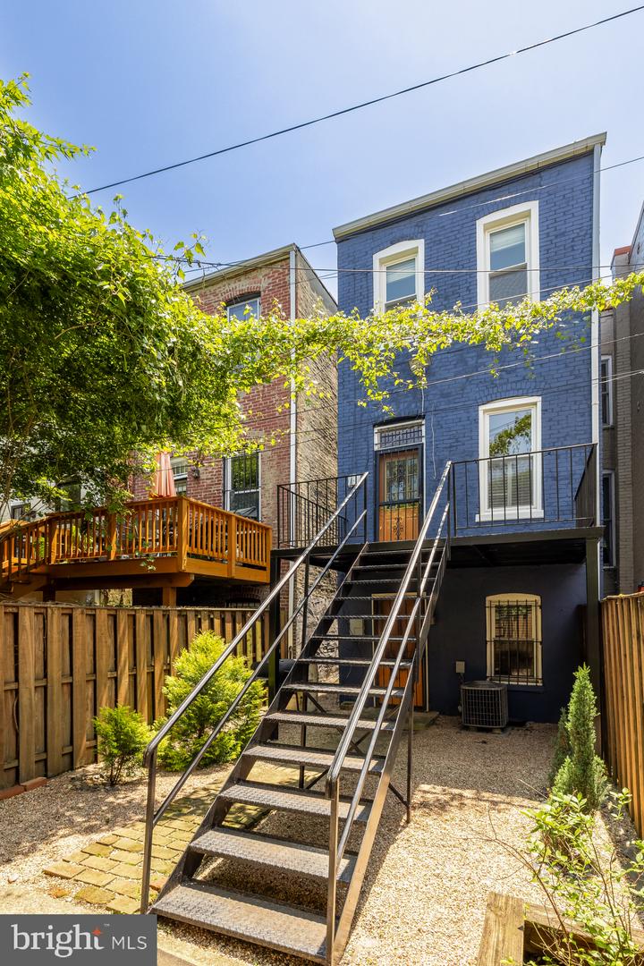 704 F ST NE, WASHINGTON, District Of Columbia 20002, 4 Bedrooms Bedrooms, ,2 BathroomsBathrooms,Residential,For sale,704 F ST NE,DCDC2202020 MLS # DCDC2202020