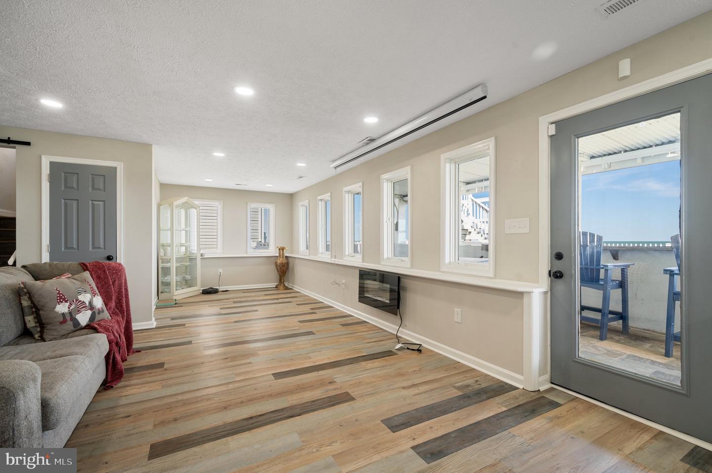 106 LIGHTHOUSE DR, HAMPTON, Virginia 23664, 6 Bedrooms Bedrooms, ,3 BathroomsBathrooms,Residential,For sale,106 LIGHTHOUSE DR,VAHM2000092 MLS # VAHM2000092