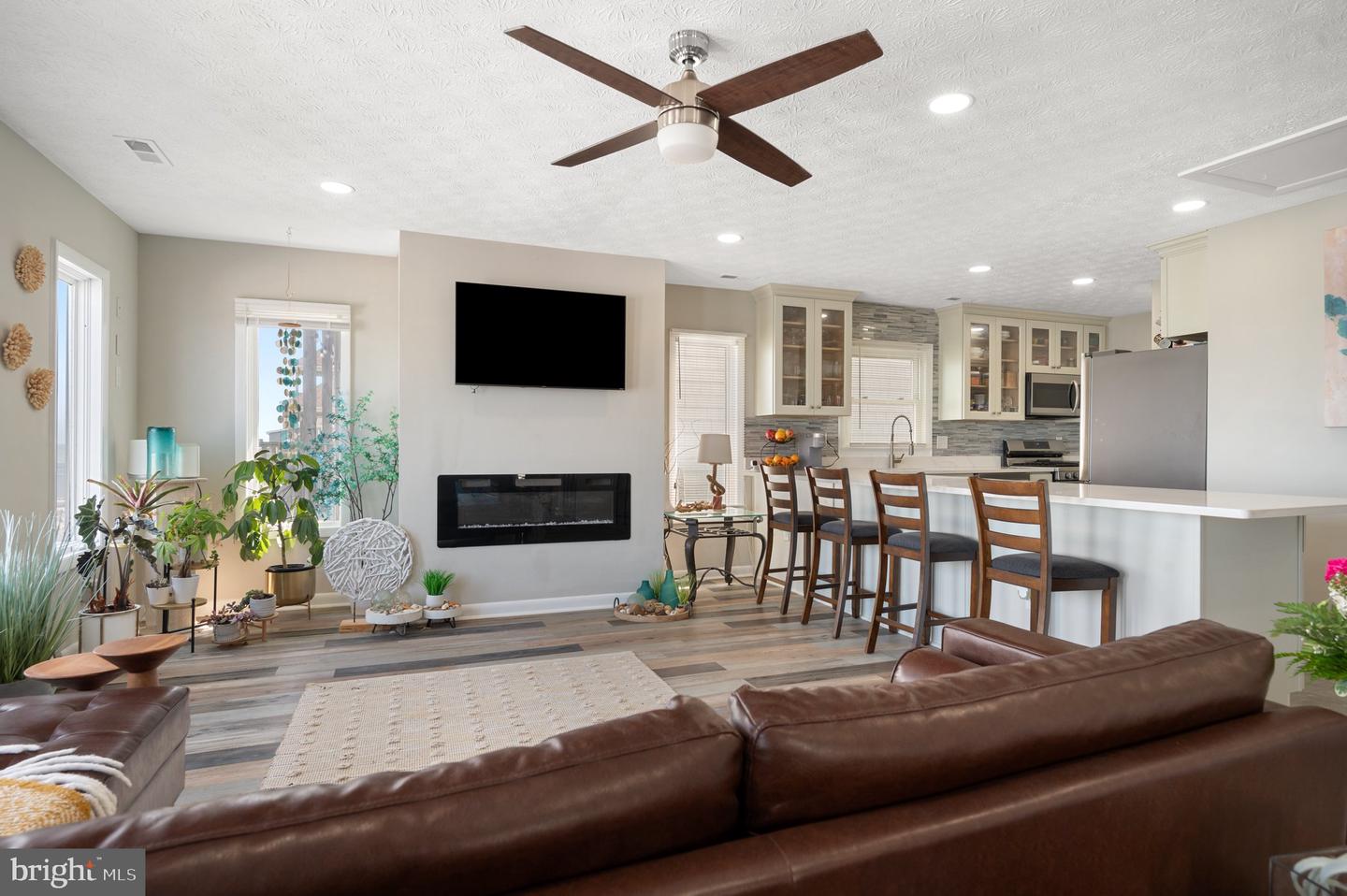 106 LIGHTHOUSE DR, HAMPTON, Virginia 23664, 6 Bedrooms Bedrooms, ,3 BathroomsBathrooms,Residential,For sale,106 LIGHTHOUSE DR,VAHM2000092 MLS # VAHM2000092