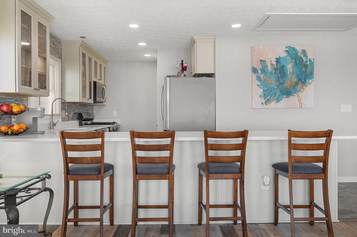 106 LIGHTHOUSE DR, HAMPTON, Virginia 23664, 6 Bedrooms Bedrooms, ,3 BathroomsBathrooms,Residential,For sale,106 LIGHTHOUSE DR,VAHM2000092 MLS # VAHM2000092