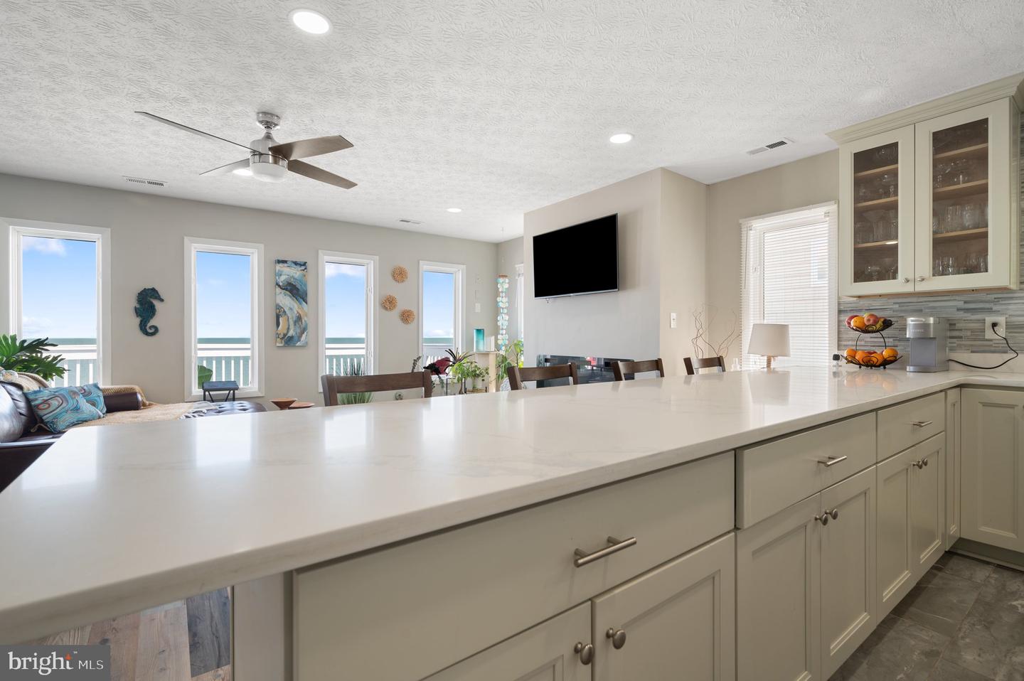 106 LIGHTHOUSE DR, HAMPTON, Virginia 23664, 6 Bedrooms Bedrooms, ,3 BathroomsBathrooms,Residential,For sale,106 LIGHTHOUSE DR,VAHM2000092 MLS # VAHM2000092