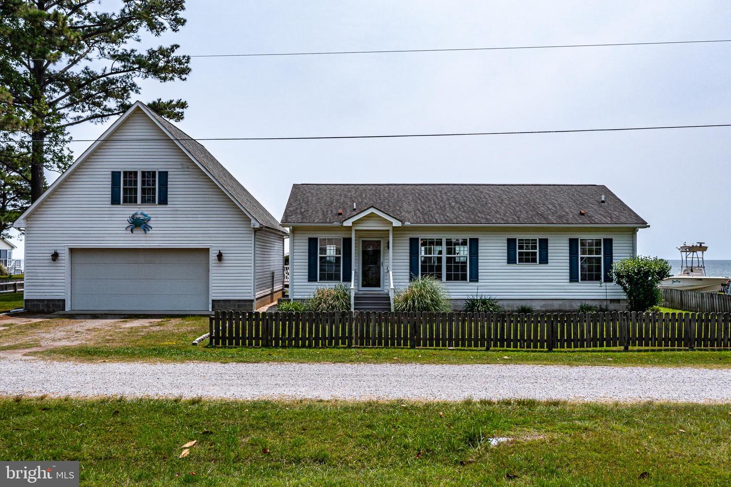 13 LEMING AVENUE, REEDVILLE, Virginia 22539, 3 Bedrooms Bedrooms, 8 Rooms Rooms,4 BathroomsBathrooms,Residential,For sale,13 LEMING AVENUE,VANV2001618 MLS # VANV2001618