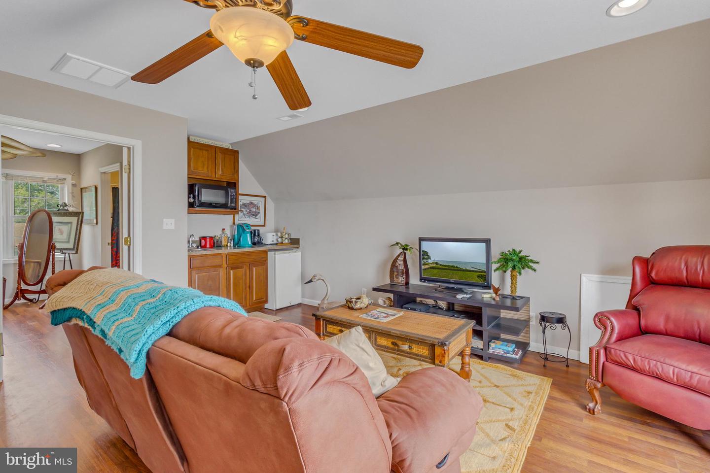 13 LEMING AVENUE, REEDVILLE, Virginia 22539, 3 Bedrooms Bedrooms, 8 Rooms Rooms,4 BathroomsBathrooms,Residential,For sale,13 LEMING AVENUE,VANV2001618 MLS # VANV2001618
