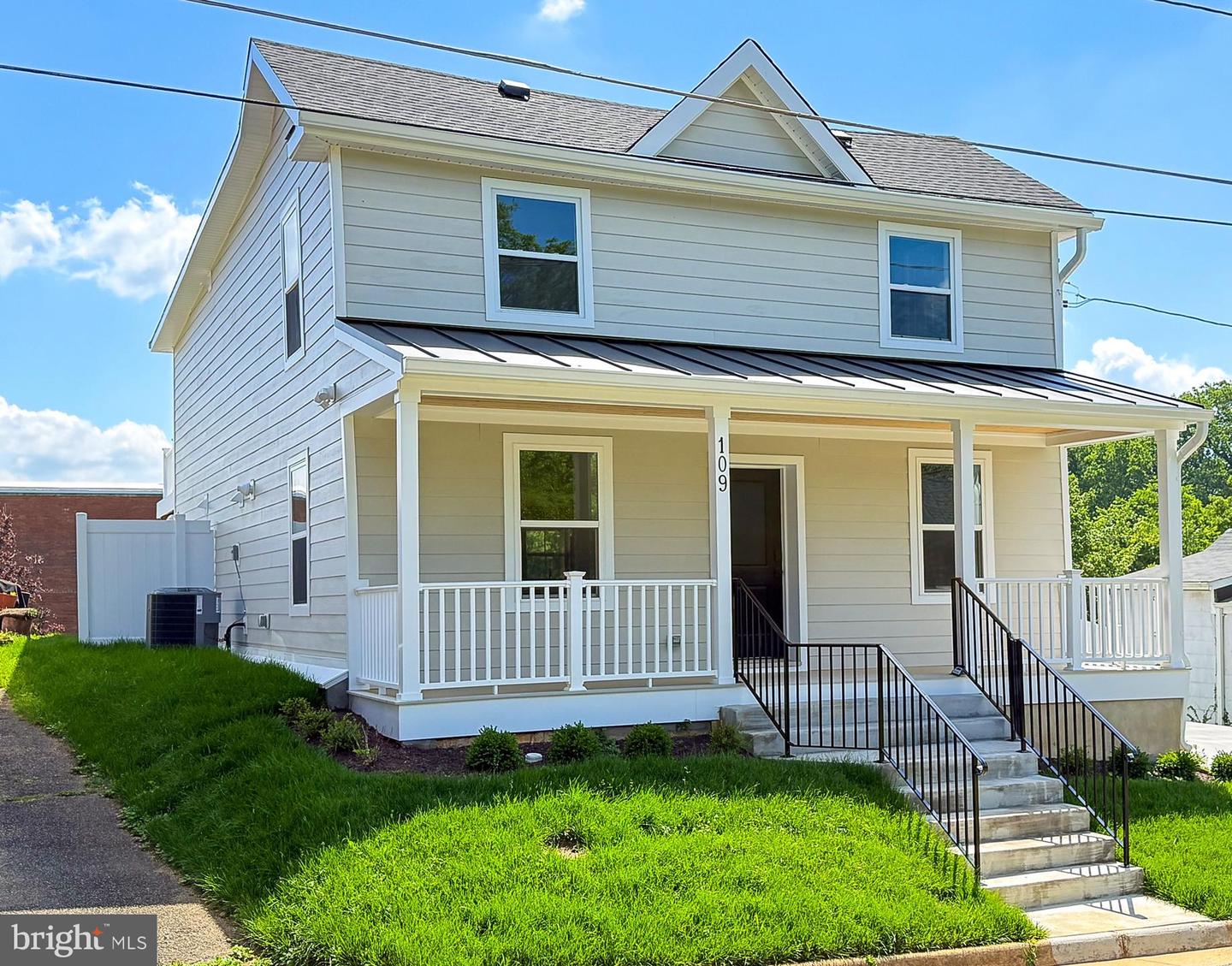 109 TINNER HILL RD, FALLS CHURCH, Virginia 22046, 4 Bedrooms Bedrooms, ,3 BathroomsBathrooms,Residential,For sale,109 TINNER HILL RD,VAFA2003032 MLS # VAFA2003032