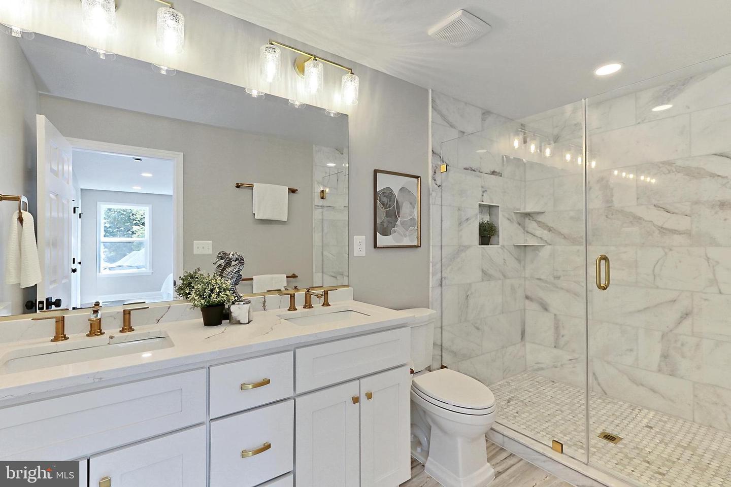 109 TINNER HILL RD, FALLS CHURCH, Virginia 22046, 4 Bedrooms Bedrooms, ,3 BathroomsBathrooms,Residential,For sale,109 TINNER HILL RD,VAFA2003032 MLS # VAFA2003032
