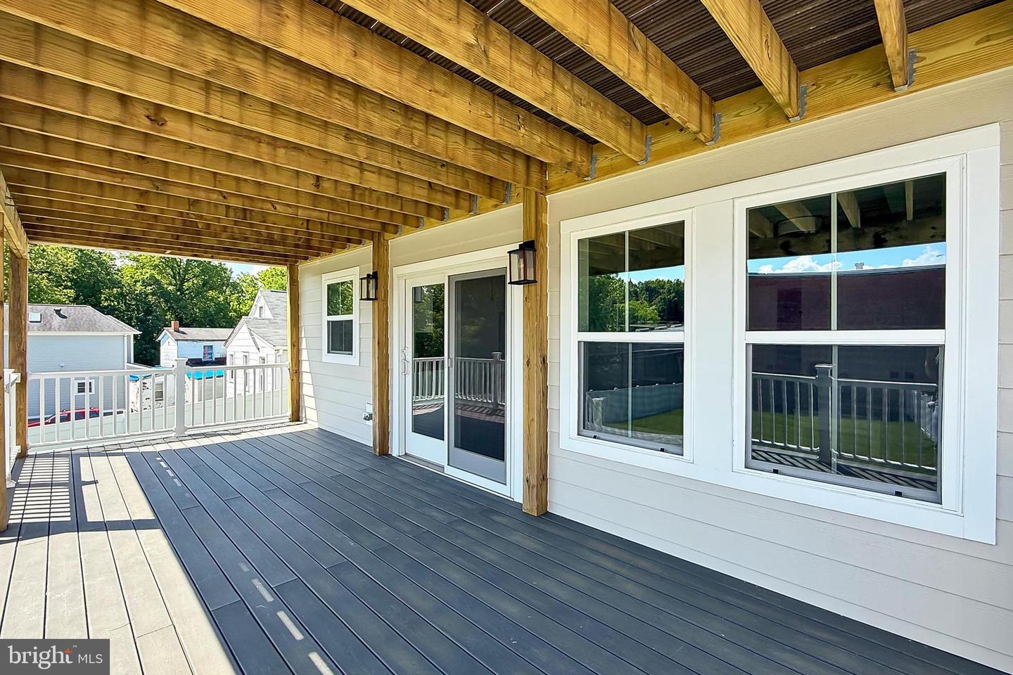 109 TINNER HILL RD, FALLS CHURCH, Virginia 22046, 4 Bedrooms Bedrooms, ,3 BathroomsBathrooms,Residential,For sale,109 TINNER HILL RD,VAFA2003032 MLS # VAFA2003032