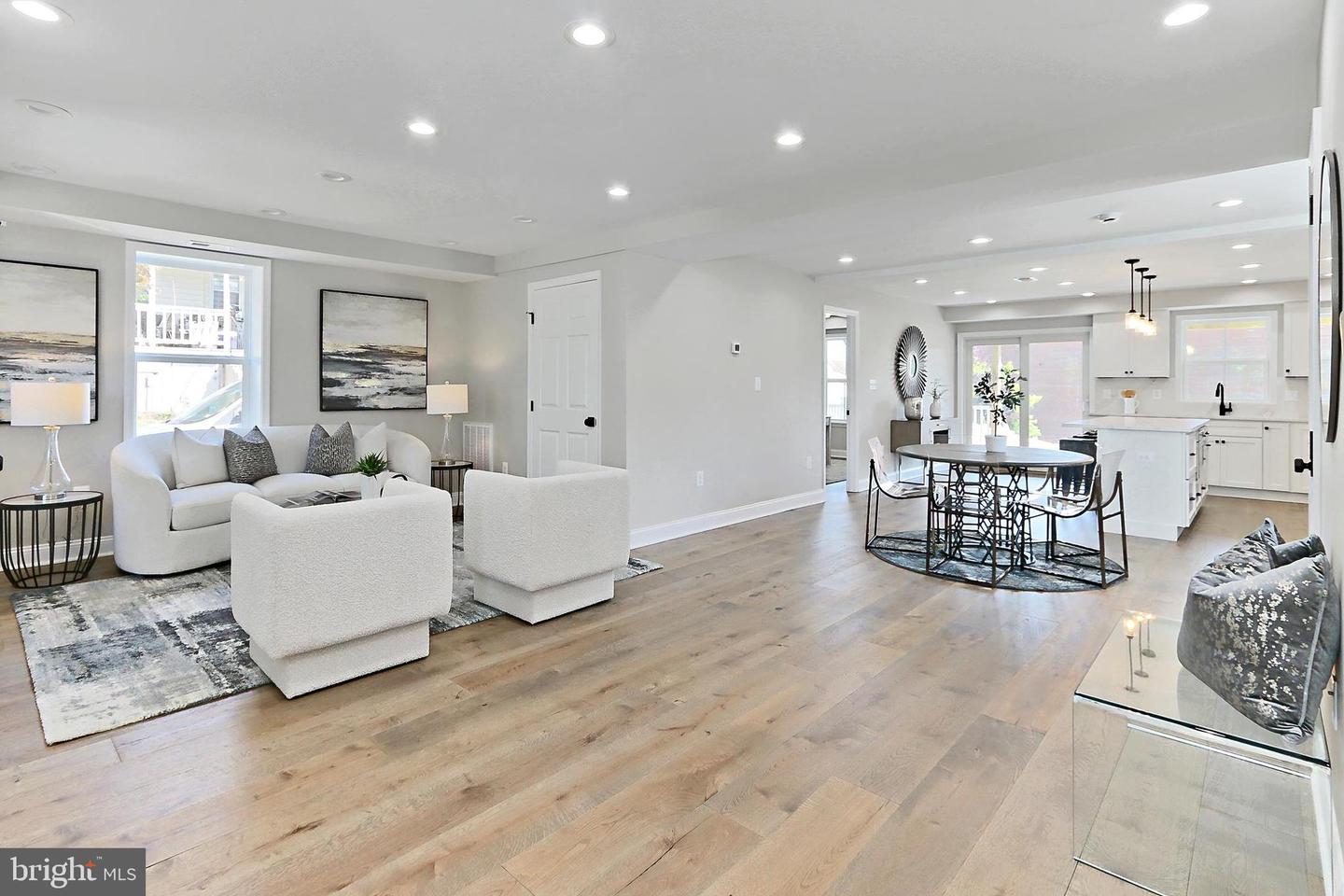 109 TINNER HILL RD, FALLS CHURCH, Virginia 22046, 4 Bedrooms Bedrooms, ,3 BathroomsBathrooms,Residential,For sale,109 TINNER HILL RD,VAFA2003032 MLS # VAFA2003032