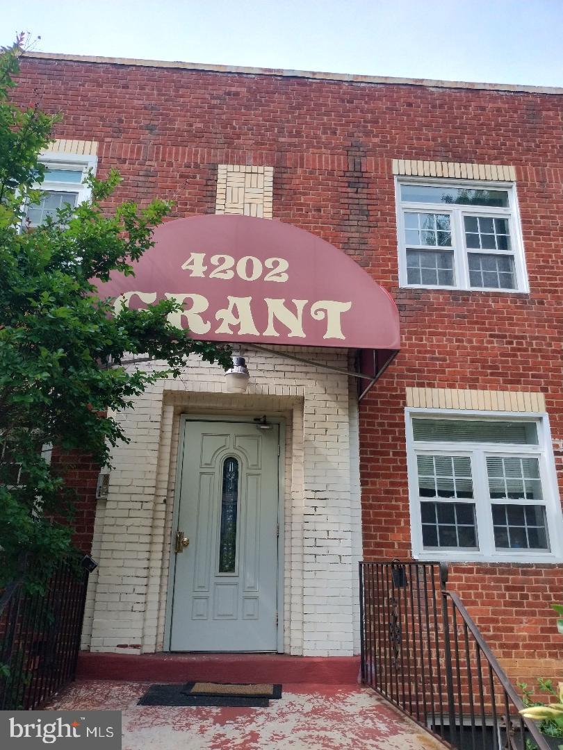 4202 GRANT ST NE #202, WASHINGTON, District Of Columbia 20019, 1 Bedroom Bedrooms, ,1 BathroomBathrooms,Residential,For sale,4202 GRANT ST NE #202,DCDC2202540 MLS # DCDC2202540