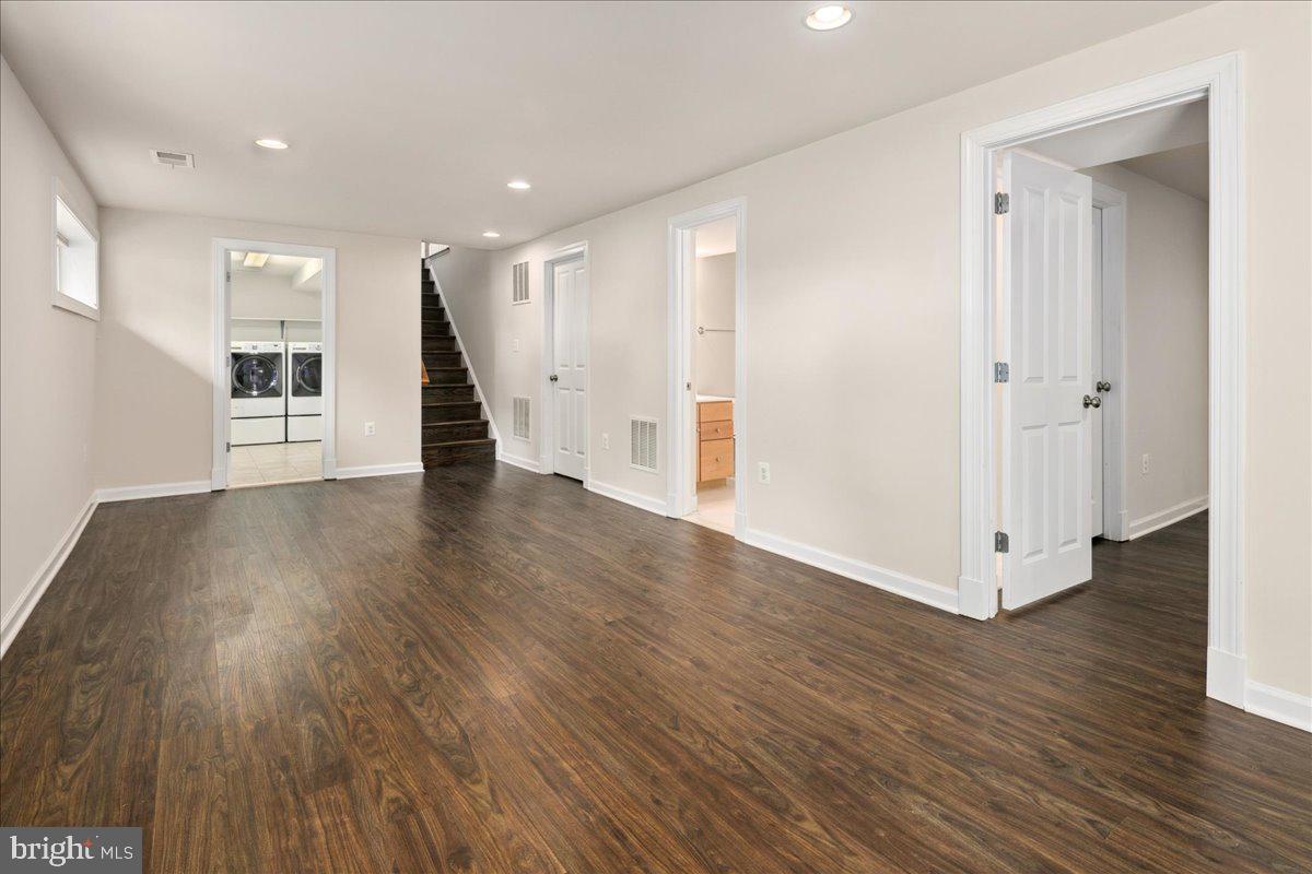 3427 RAMSGATE TER, ALEXANDRIA, Virginia 22309, 4 Bedrooms Bedrooms, ,3 BathroomsBathrooms,Residential,For sale,3427 RAMSGATE TER,VAFX2243668 MLS # VAFX2243668