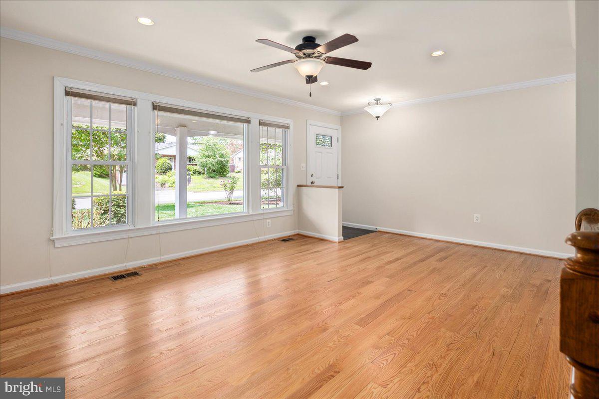 3427 RAMSGATE TER, ALEXANDRIA, Virginia 22309, 4 Bedrooms Bedrooms, ,3 BathroomsBathrooms,Residential,For sale,3427 RAMSGATE TER,VAFX2243668 MLS # VAFX2243668