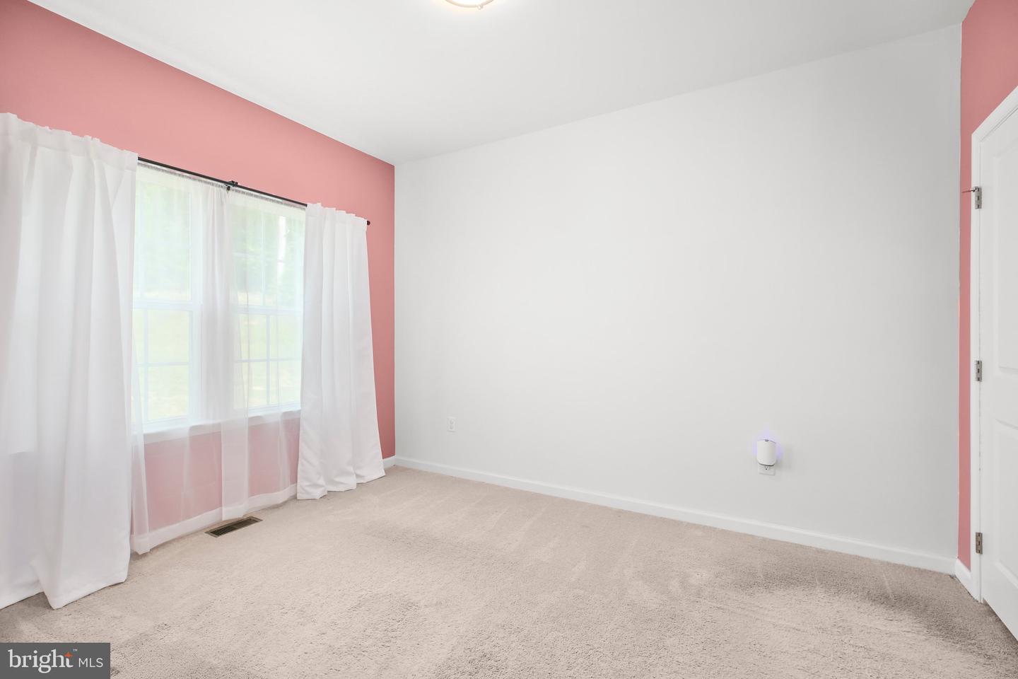 5414 HOLLEY OAK LN, FREDERICKSBURG, Virginia 22407, 3 Bedrooms Bedrooms, ,3 BathroomsBathrooms,Residential,For sale,5414 HOLLEY OAK LN,VASP2033502 MLS # VASP2033502