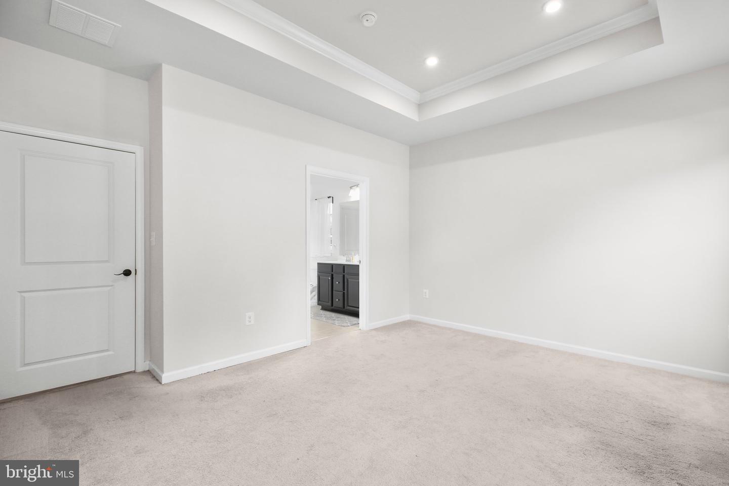5414 HOLLEY OAK LN, FREDERICKSBURG, Virginia 22407, 3 Bedrooms Bedrooms, ,3 BathroomsBathrooms,Residential,For sale,5414 HOLLEY OAK LN,VASP2033502 MLS # VASP2033502