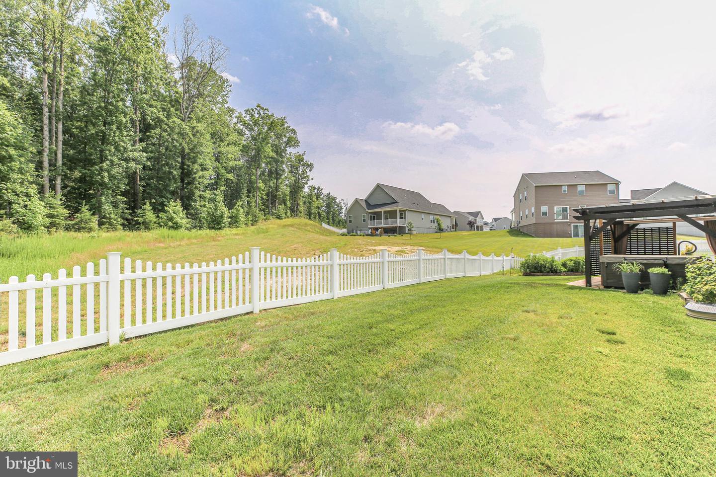 5414 HOLLEY OAK LN, FREDERICKSBURG, Virginia 22407, 3 Bedrooms Bedrooms, ,3 BathroomsBathrooms,Residential,For sale,5414 HOLLEY OAK LN,VASP2033502 MLS # VASP2033502