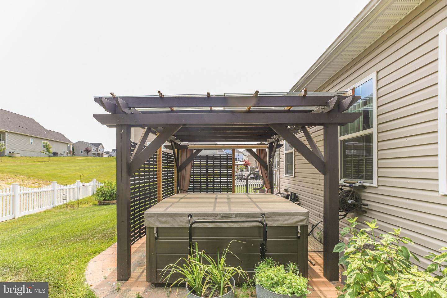 5414 HOLLEY OAK LN, FREDERICKSBURG, Virginia 22407, 3 Bedrooms Bedrooms, ,3 BathroomsBathrooms,Residential,For sale,5414 HOLLEY OAK LN,VASP2033502 MLS # VASP2033502