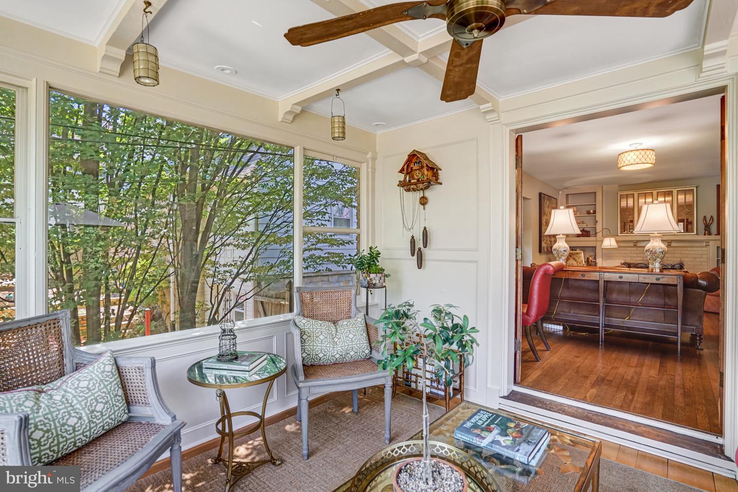 2305 S INGE ST S, ARLINGTON, Virginia 22202, 4 Bedrooms Bedrooms, ,2 BathroomsBathrooms,Residential,For sale,2305 S INGE ST S,VAAR2058458 MLS # VAAR2058458
