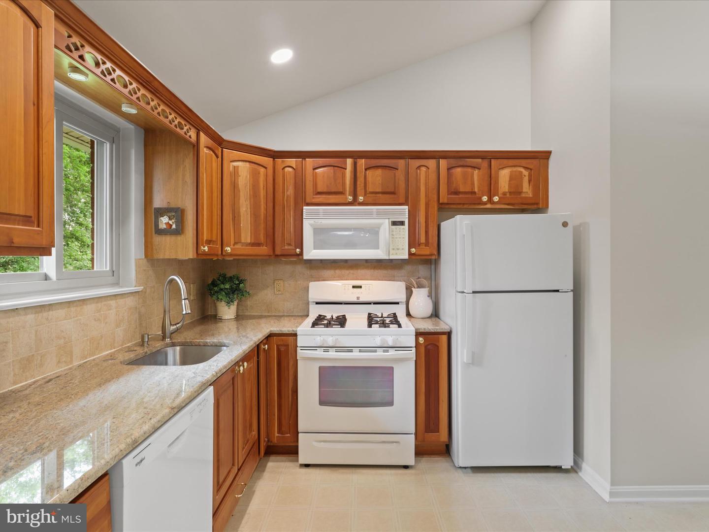 905 PEELE PL, ALEXANDRIA, Virginia 22304, 4 Bedrooms Bedrooms, ,2 BathroomsBathrooms,Residential,For sale,905 PEELE PL,VAAX2045902 MLS # VAAX2045902