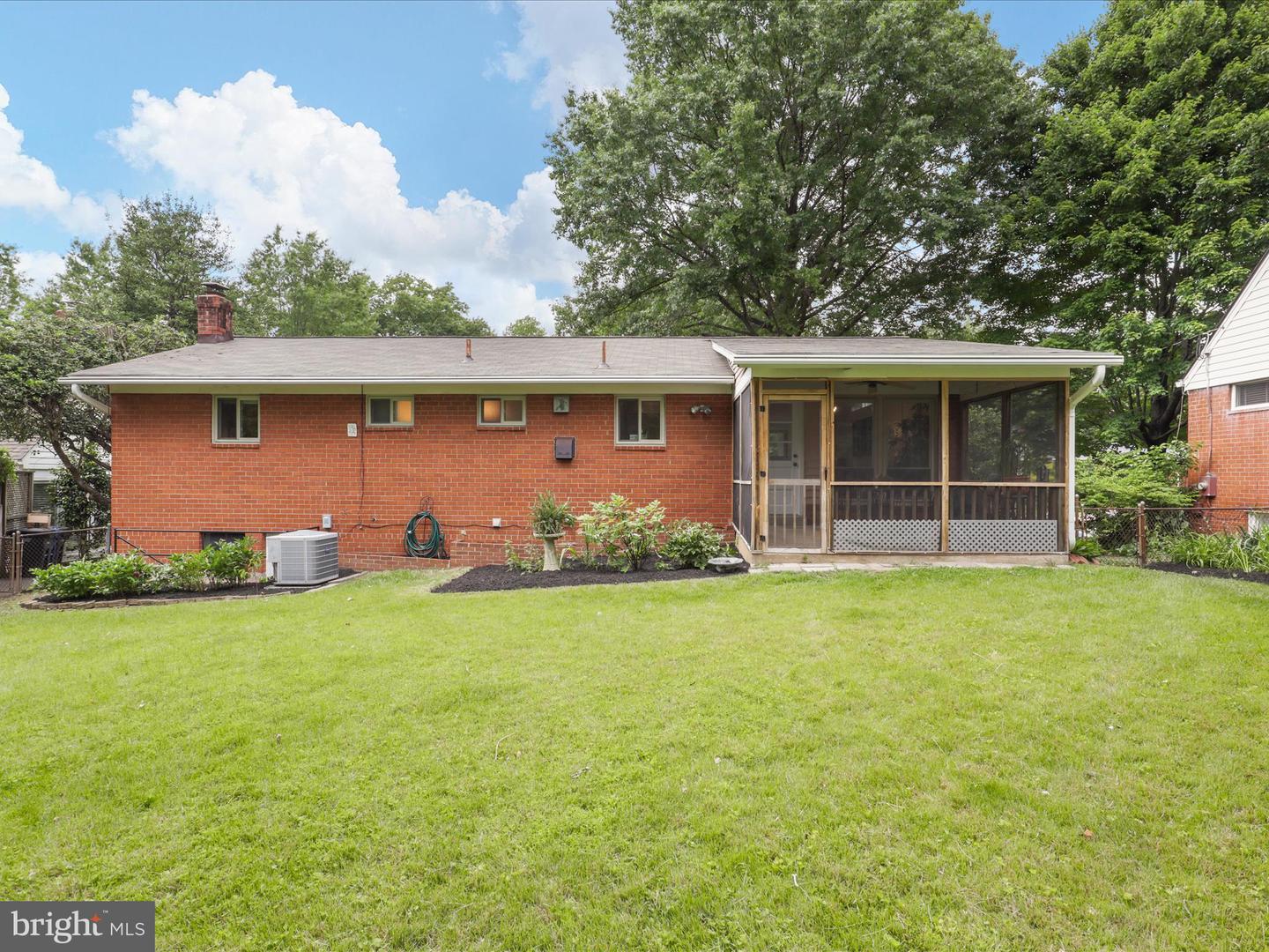 905 PEELE PL, ALEXANDRIA, Virginia 22304, 4 Bedrooms Bedrooms, ,2 BathroomsBathrooms,Residential,For sale,905 PEELE PL,VAAX2045902 MLS # VAAX2045902