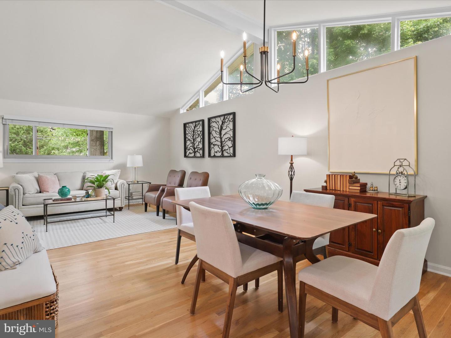 905 PEELE PL, ALEXANDRIA, Virginia 22304, 4 Bedrooms Bedrooms, ,2 BathroomsBathrooms,Residential,For sale,905 PEELE PL,VAAX2045902 MLS # VAAX2045902
