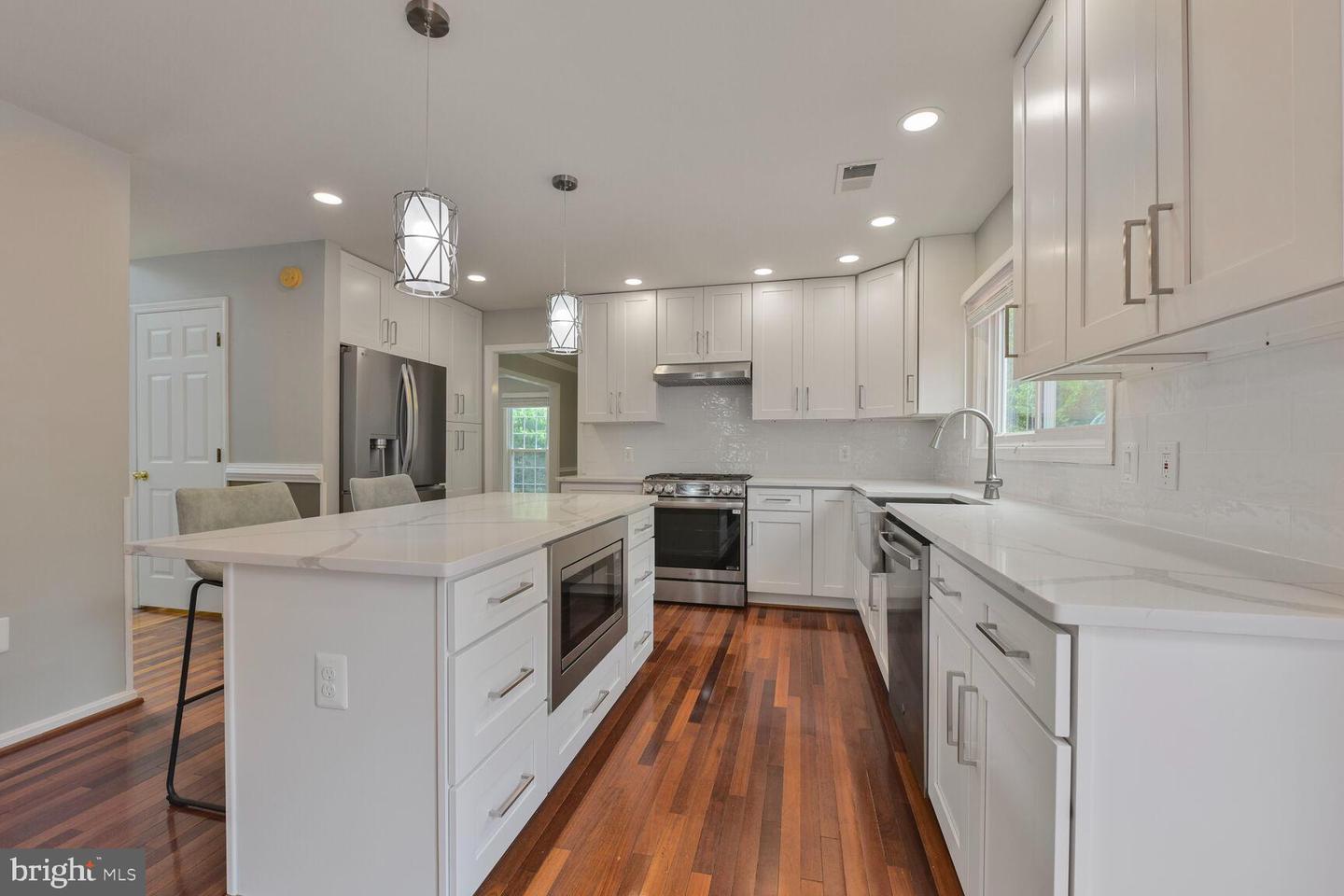 1176 BANDY RUN RD, HERNDON, Virginia 20170, 4 Bedrooms Bedrooms, ,3 BathroomsBathrooms,Residential,For sale,1176 BANDY RUN RD,VAFX2244602 MLS # VAFX2244602