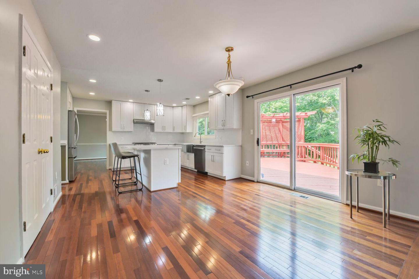 1176 BANDY RUN RD, HERNDON, Virginia 20170, 4 Bedrooms Bedrooms, ,3 BathroomsBathrooms,Residential,For sale,1176 BANDY RUN RD,VAFX2244602 MLS # VAFX2244602