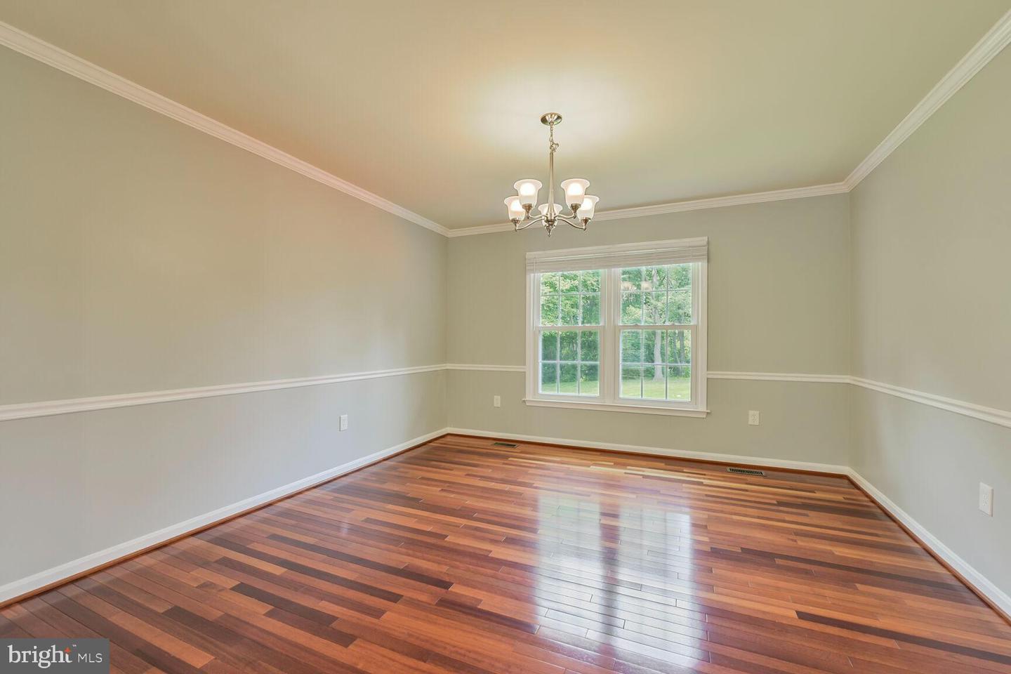 1176 BANDY RUN RD, HERNDON, Virginia 20170, 4 Bedrooms Bedrooms, ,3 BathroomsBathrooms,Residential,For sale,1176 BANDY RUN RD,VAFX2244602 MLS # VAFX2244602