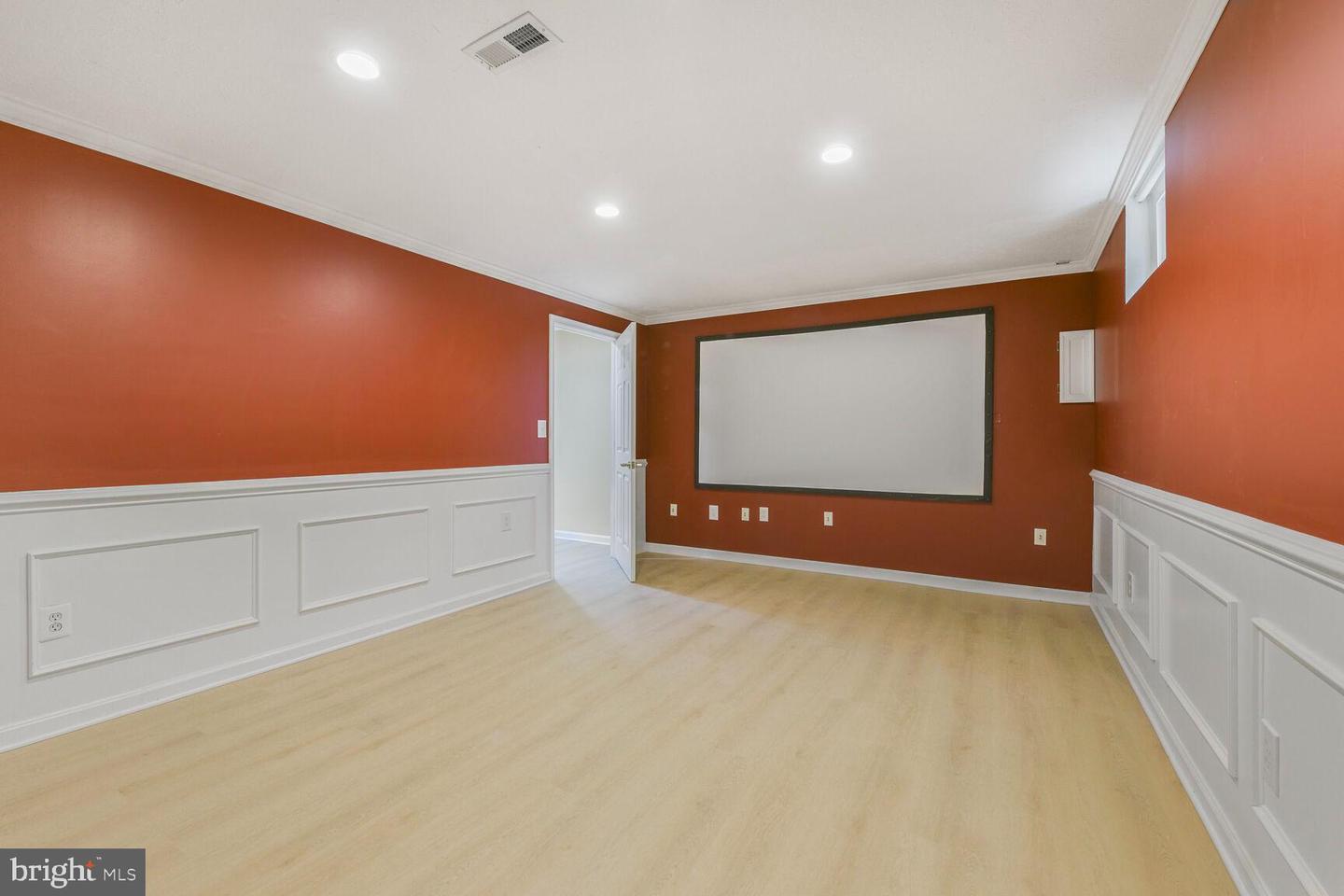 1176 BANDY RUN RD, HERNDON, Virginia 20170, 4 Bedrooms Bedrooms, ,3 BathroomsBathrooms,Residential,For sale,1176 BANDY RUN RD,VAFX2244602 MLS # VAFX2244602