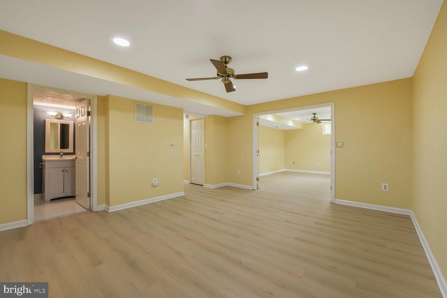 1176 BANDY RUN RD, HERNDON, Virginia 20170, 4 Bedrooms Bedrooms, ,3 BathroomsBathrooms,Residential,For sale,1176 BANDY RUN RD,VAFX2244602 MLS # VAFX2244602