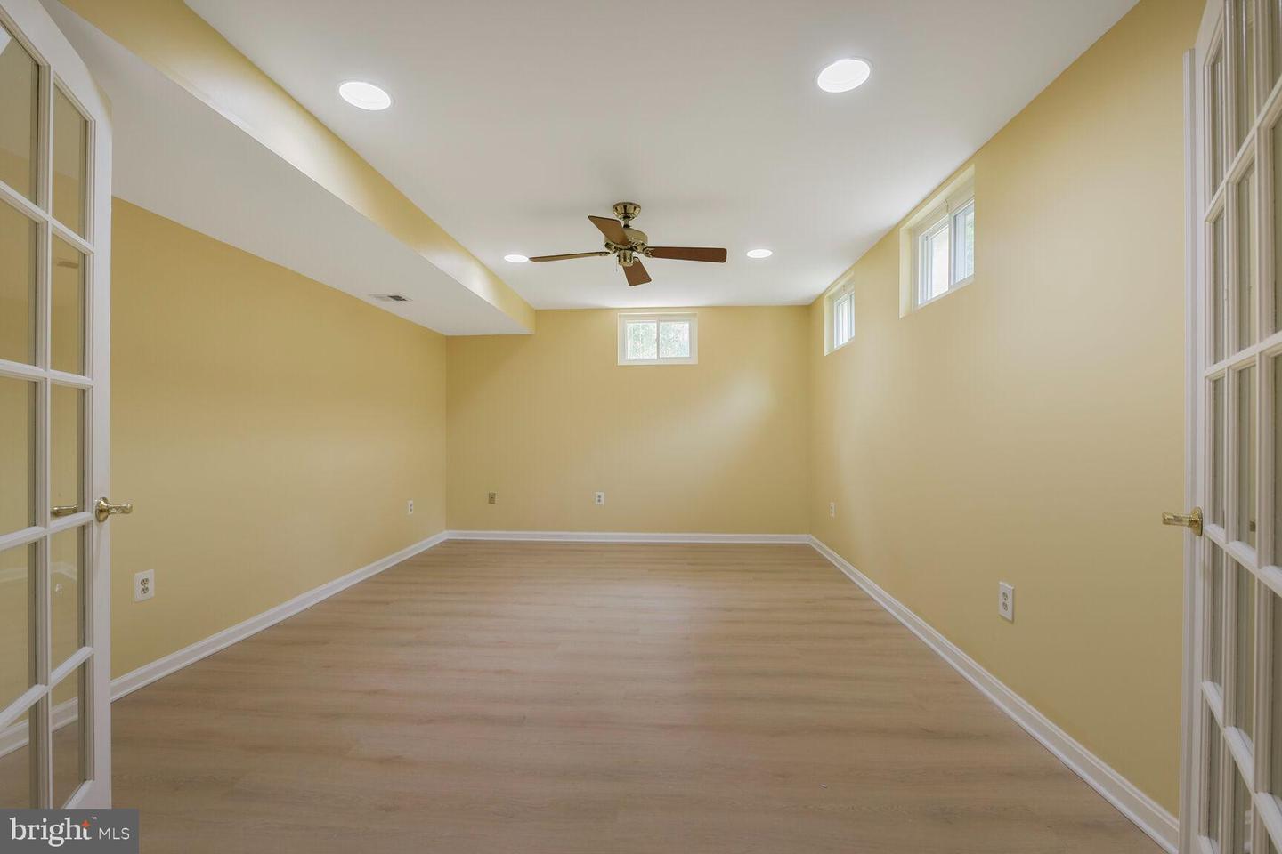1176 BANDY RUN RD, HERNDON, Virginia 20170, 4 Bedrooms Bedrooms, ,3 BathroomsBathrooms,Residential,For sale,1176 BANDY RUN RD,VAFX2244602 MLS # VAFX2244602