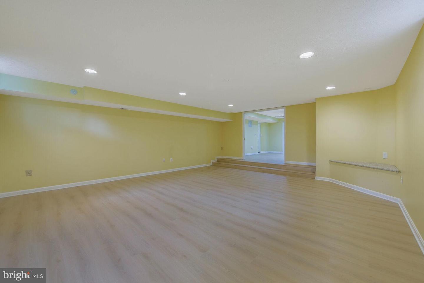 1176 BANDY RUN RD, HERNDON, Virginia 20170, 4 Bedrooms Bedrooms, ,3 BathroomsBathrooms,Residential,For sale,1176 BANDY RUN RD,VAFX2244602 MLS # VAFX2244602