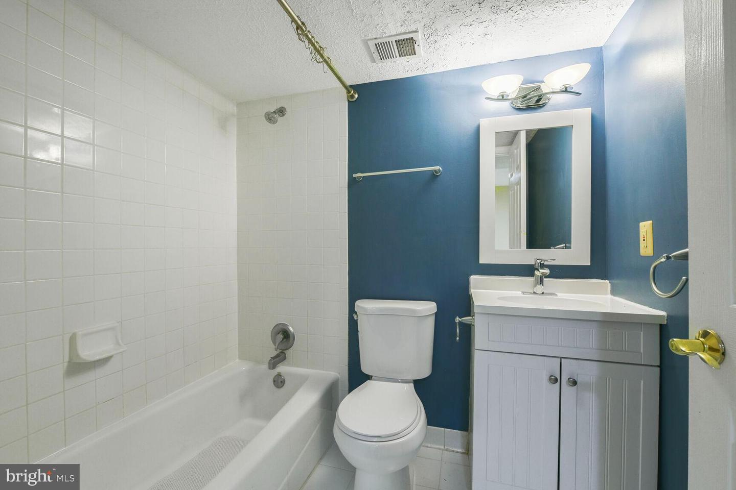 1176 BANDY RUN RD, HERNDON, Virginia 20170, 4 Bedrooms Bedrooms, ,3 BathroomsBathrooms,Residential,For sale,1176 BANDY RUN RD,VAFX2244602 MLS # VAFX2244602