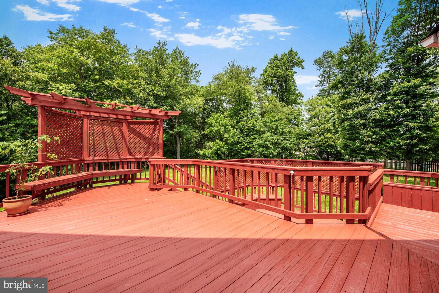 1176 BANDY RUN RD, HERNDON, Virginia 20170, 4 Bedrooms Bedrooms, ,3 BathroomsBathrooms,Residential,For sale,1176 BANDY RUN RD,VAFX2244602 MLS # VAFX2244602