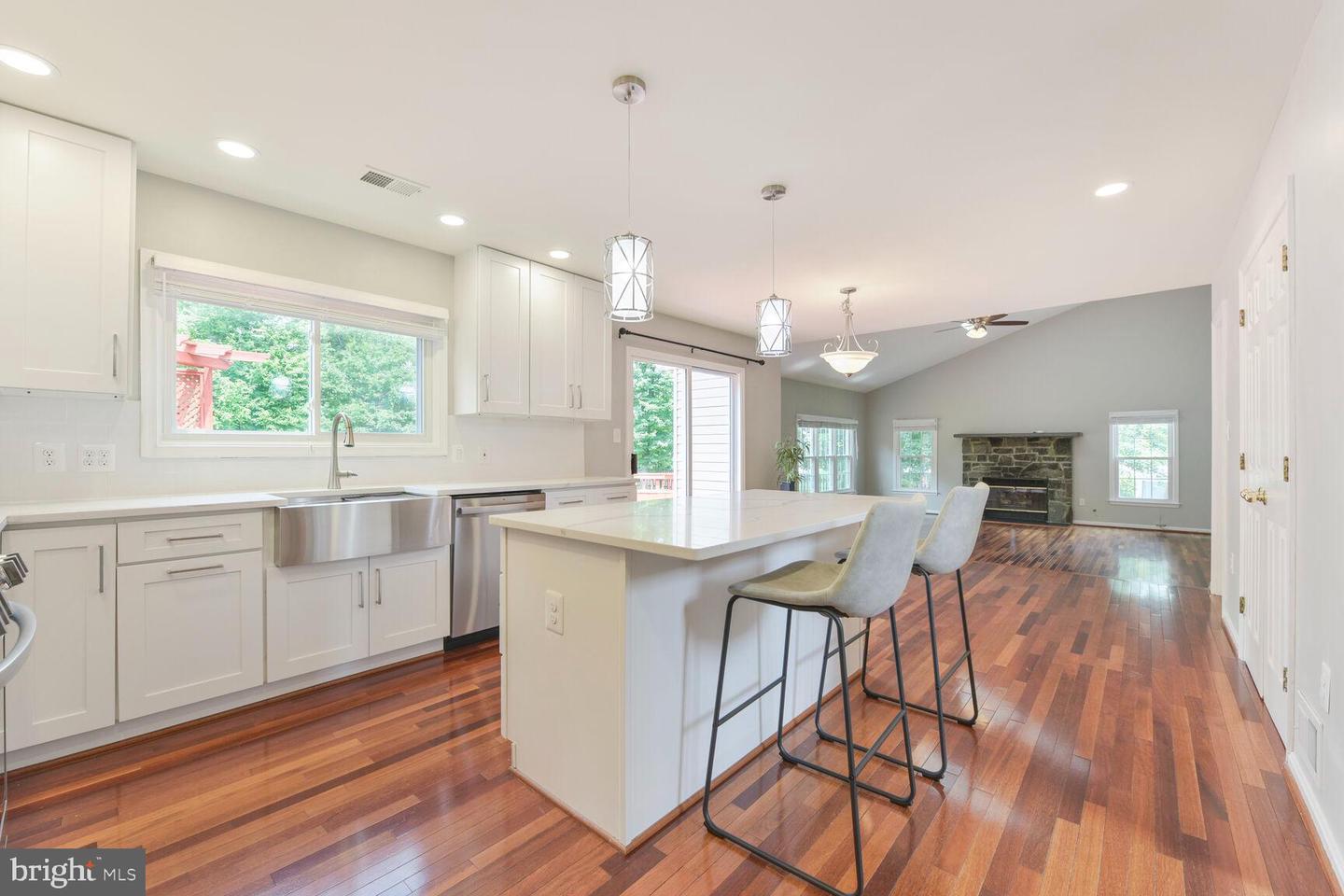1176 BANDY RUN RD, HERNDON, Virginia 20170, 4 Bedrooms Bedrooms, ,3 BathroomsBathrooms,Residential,For sale,1176 BANDY RUN RD,VAFX2244602 MLS # VAFX2244602