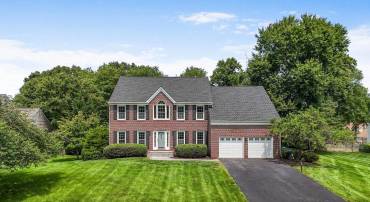 1176 BANDY RUN RD, HERNDON, Virginia 20170, 4 Bedrooms Bedrooms, ,3 BathroomsBathrooms,Residential,For sale,1176 BANDY RUN RD,VAFX2244602 MLS # VAFX2244602