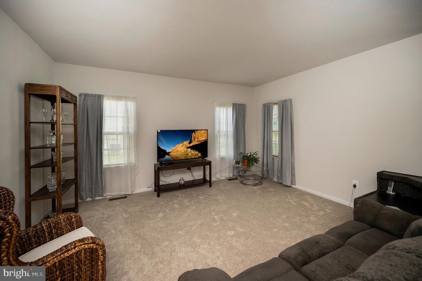 9323 WOOD CREEK CIR, FREDERICKSBURG, Virginia 22407, 3 Bedrooms Bedrooms, ,3 BathroomsBathrooms,Residential,For sale,9323 WOOD CREEK CIR,VASP2033608 MLS # VASP2033608
