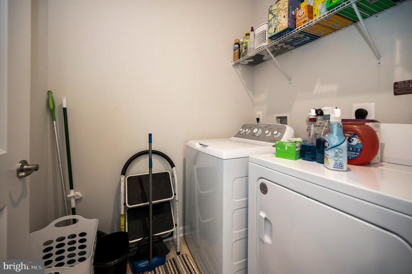 9323 WOOD CREEK CIR, FREDERICKSBURG, Virginia 22407, 3 Bedrooms Bedrooms, ,3 BathroomsBathrooms,Residential,For sale,9323 WOOD CREEK CIR,VASP2033608 MLS # VASP2033608