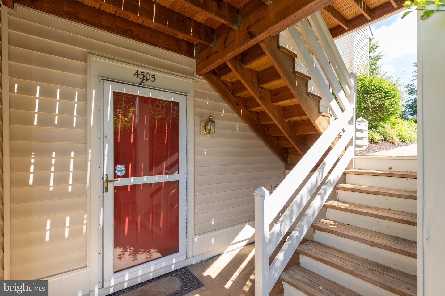 4505 HAZELTINE CT #E, ALEXANDRIA, Virginia 22312, 2 Bedrooms Bedrooms, ,2 BathroomsBathrooms,Residential,For sale,4505 HAZELTINE CT #E,VAFX2244694 MLS # VAFX2244694