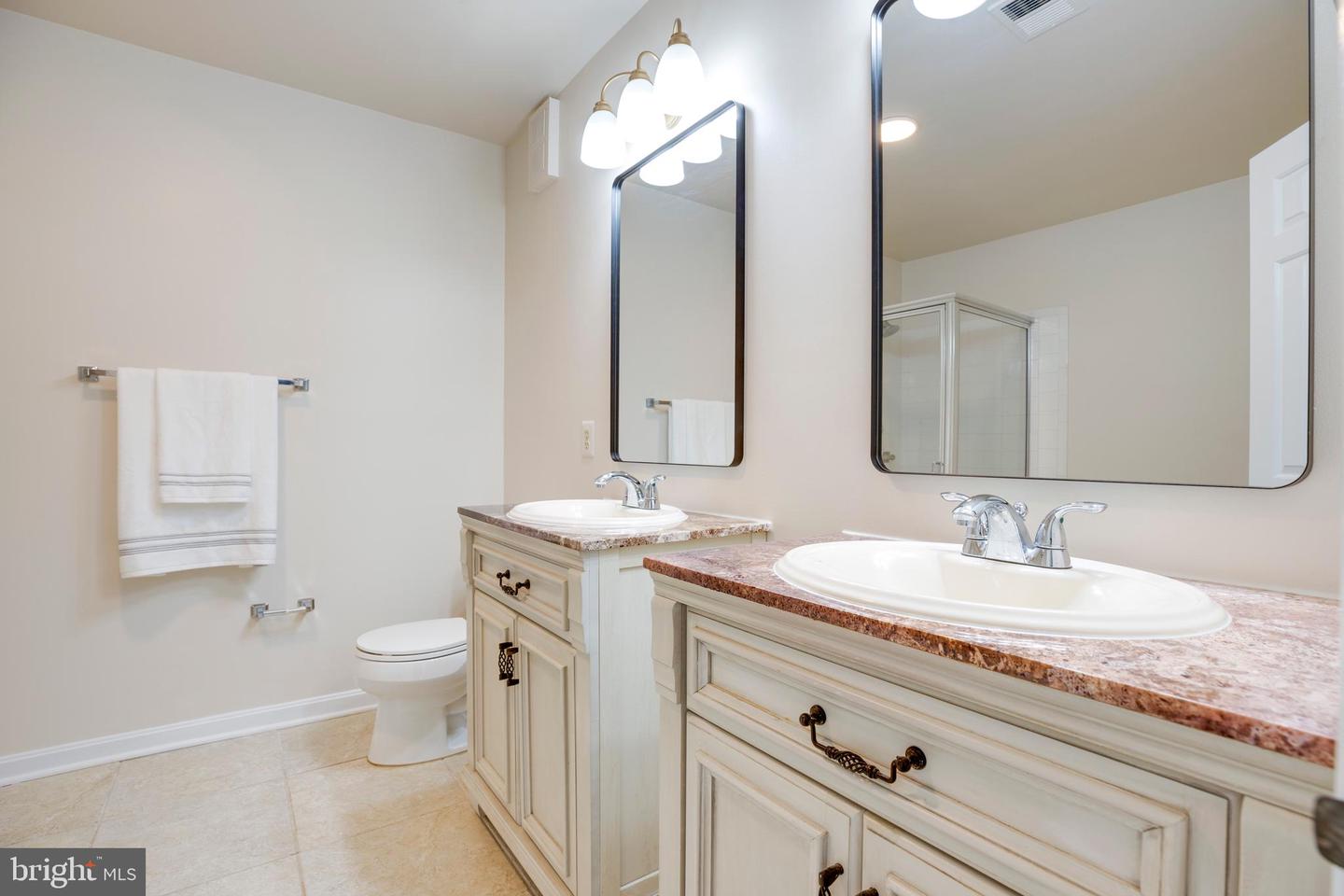 4505 HAZELTINE CT #E, ALEXANDRIA, Virginia 22312, 2 Bedrooms Bedrooms, ,2 BathroomsBathrooms,Residential,For sale,4505 HAZELTINE CT #E,VAFX2244694 MLS # VAFX2244694