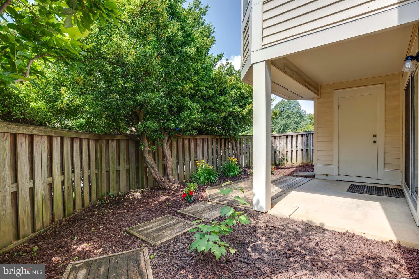 4505 HAZELTINE CT #E, ALEXANDRIA, Virginia 22312, 2 Bedrooms Bedrooms, ,2 BathroomsBathrooms,Residential,For sale,4505 HAZELTINE CT #E,VAFX2244694 MLS # VAFX2244694