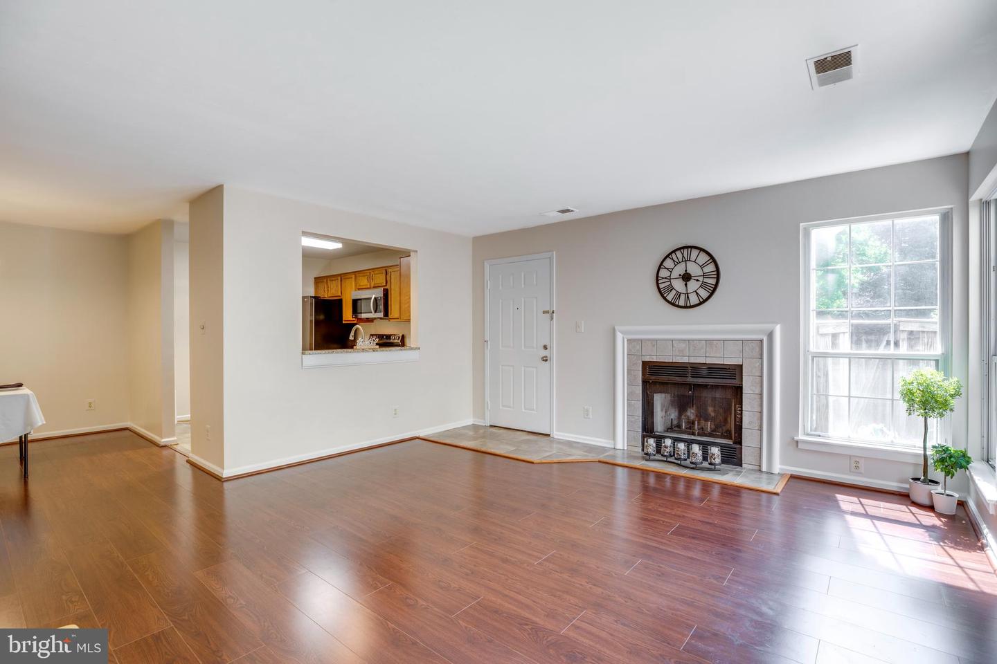 4505 HAZELTINE CT #E, ALEXANDRIA, Virginia 22312, 2 Bedrooms Bedrooms, ,2 BathroomsBathrooms,Residential,For sale,4505 HAZELTINE CT #E,VAFX2244694 MLS # VAFX2244694