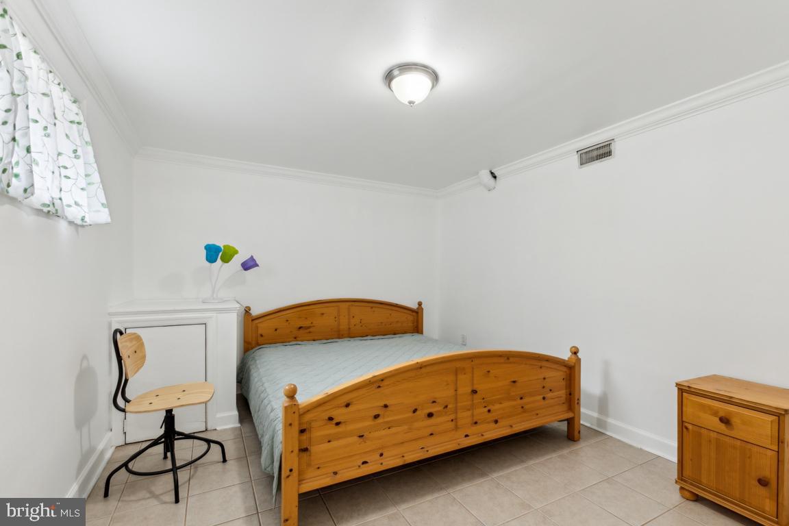 11617 SMITHFIELD RD, MANASSAS, Virginia 20112, 4 Bedrooms Bedrooms, ,3 BathroomsBathrooms,Residential,For sale,11617 SMITHFIELD RD,VAPW2096032 MLS # VAPW2096032