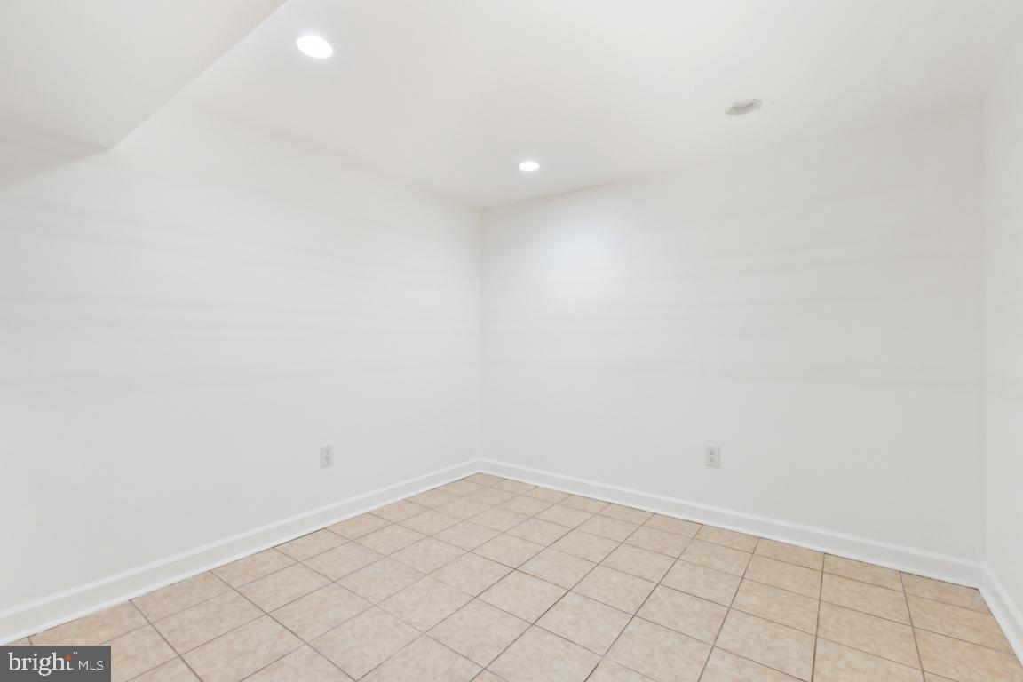 11617 SMITHFIELD RD, MANASSAS, Virginia 20112, 4 Bedrooms Bedrooms, ,3 BathroomsBathrooms,Residential,For sale,11617 SMITHFIELD RD,VAPW2096032 MLS # VAPW2096032