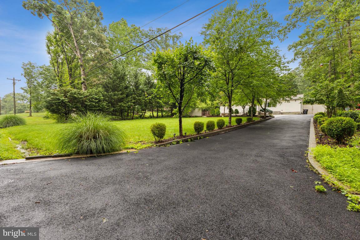 11617 SMITHFIELD RD, MANASSAS, Virginia 20112, 4 Bedrooms Bedrooms, ,3 BathroomsBathrooms,Residential,For sale,11617 SMITHFIELD RD,VAPW2096032 MLS # VAPW2096032