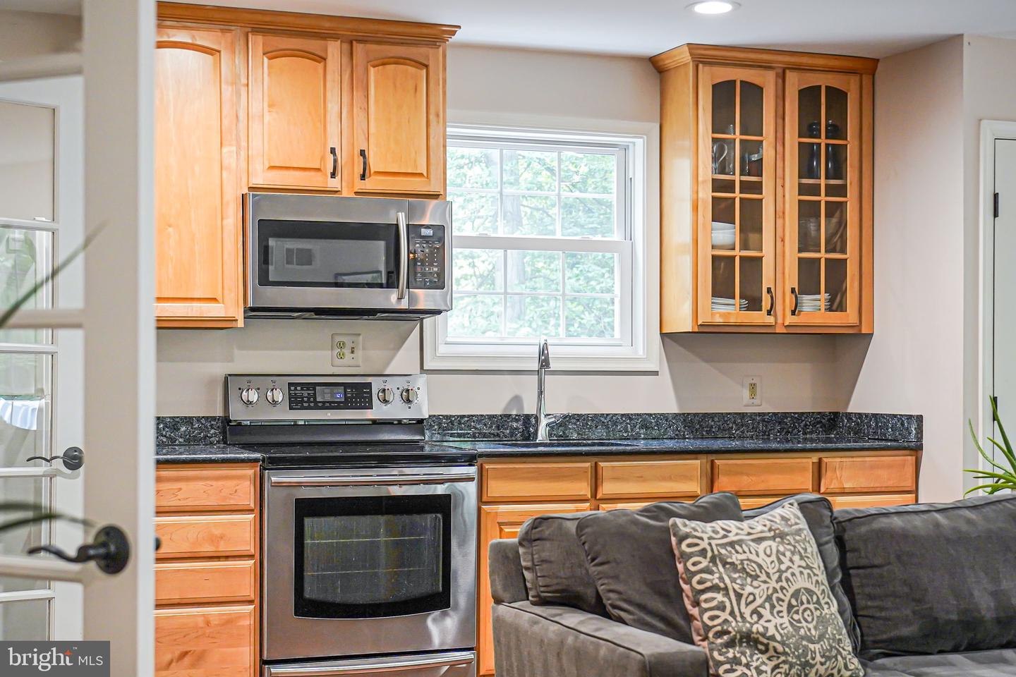 5616 TILIA CT, BURKE, Virginia 22015, 6 Bedrooms Bedrooms, ,3 BathroomsBathrooms,Residential,For sale,5616 TILIA CT,VAFX2244908 MLS # VAFX2244908