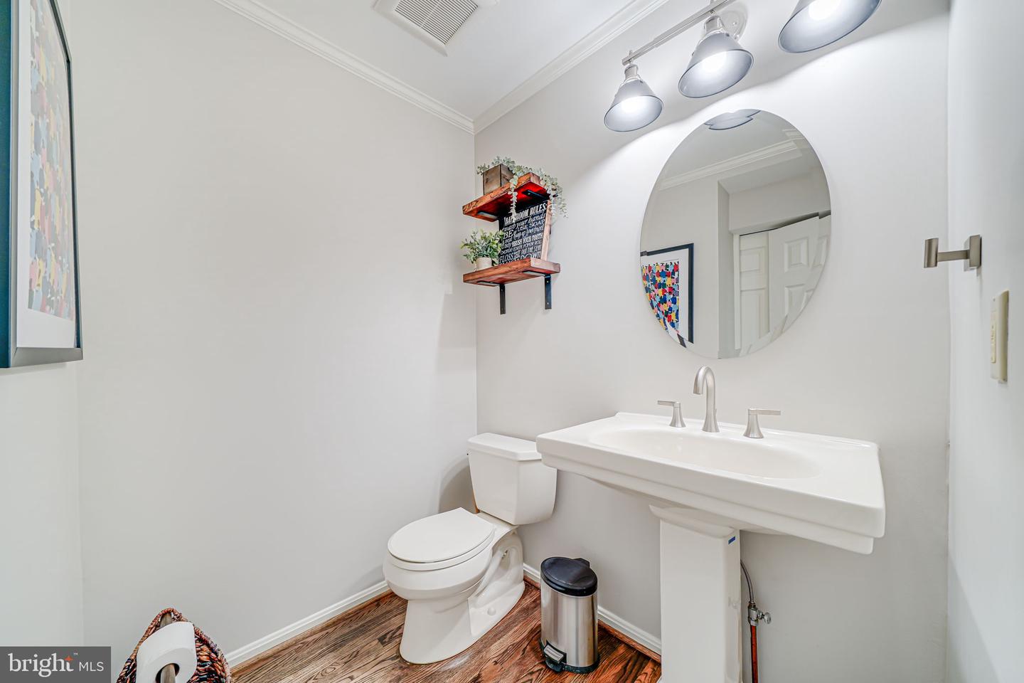 5616 TILIA CT, BURKE, Virginia 22015, 6 Bedrooms Bedrooms, ,3 BathroomsBathrooms,Residential,For sale,5616 TILIA CT,VAFX2244908 MLS # VAFX2244908