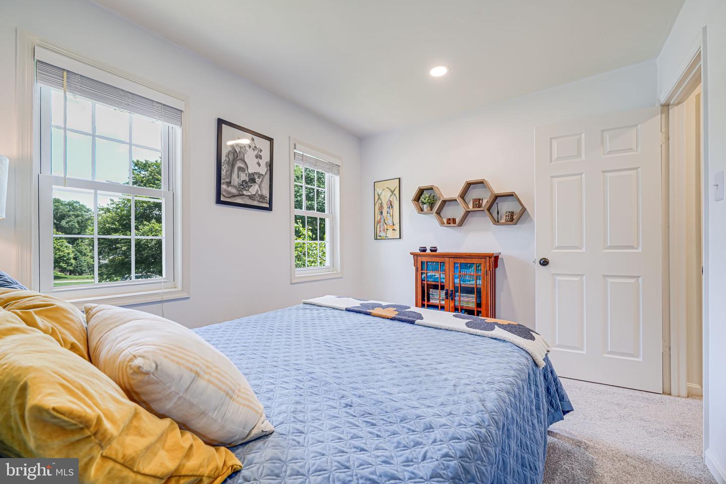 5616 TILIA CT, BURKE, Virginia 22015, 6 Bedrooms Bedrooms, ,3 BathroomsBathrooms,Residential,For sale,5616 TILIA CT,VAFX2244908 MLS # VAFX2244908