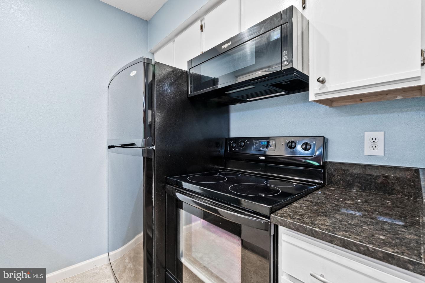 3315 WYNDHAM CIR #1223, ALEXANDRIA, Virginia 22302, 1 Bedroom Bedrooms, ,1 BathroomBathrooms,Residential,For sale,3315 WYNDHAM CIR #1223,VAAX2046026 MLS # VAAX2046026