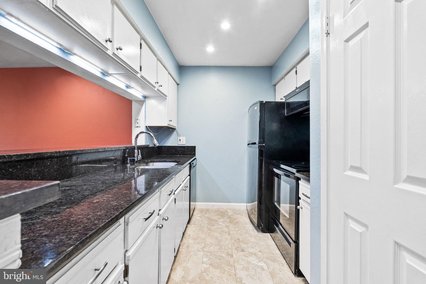 3315 WYNDHAM CIR #1223, ALEXANDRIA, Virginia 22302, 1 Bedroom Bedrooms, ,1 BathroomBathrooms,Residential,For sale,3315 WYNDHAM CIR #1223,VAAX2046026 MLS # VAAX2046026