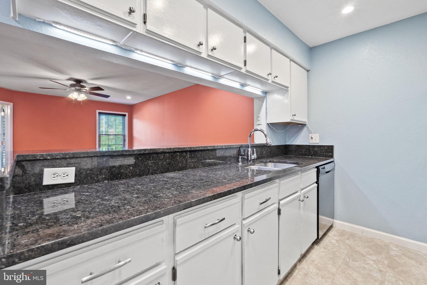 3315 WYNDHAM CIR #1223, ALEXANDRIA, Virginia 22302, 1 Bedroom Bedrooms, ,1 BathroomBathrooms,Residential,For sale,3315 WYNDHAM CIR #1223,VAAX2046026 MLS # VAAX2046026